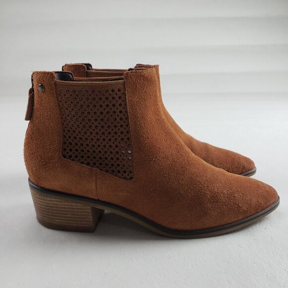 Cole Haan Val Ankle Boot Womens 8 Brown Suede Perforated Back Zip Grand Bootie - Picture 2 of 12